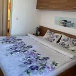 Apartment Piano Balaton Zamardi