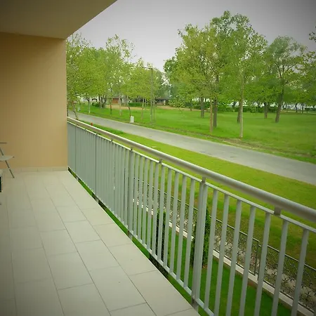 Piano Balaton * זמראדי
